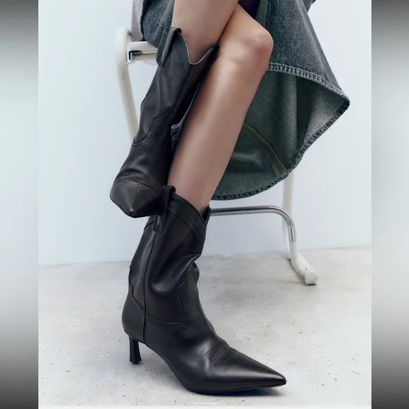 ZARA LEATHER COWBOY HEELED ANKLE BOOTS  style leather bloggers favorite